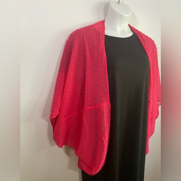 TORRID NWT Hot Pink SS Clip Dot Cocoon Chiffon Kimono Size OO OVERSIZED - Picture 2 of 8